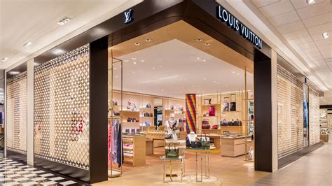 louis vuitton bloomingdale's nyc|louis vuitton bloomingdale store.